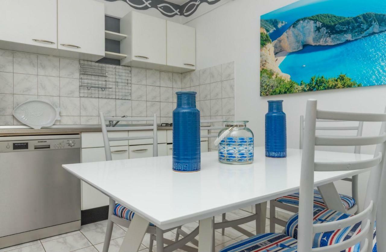 Apartments Adriatic 2 Crikvenica Exterior photo